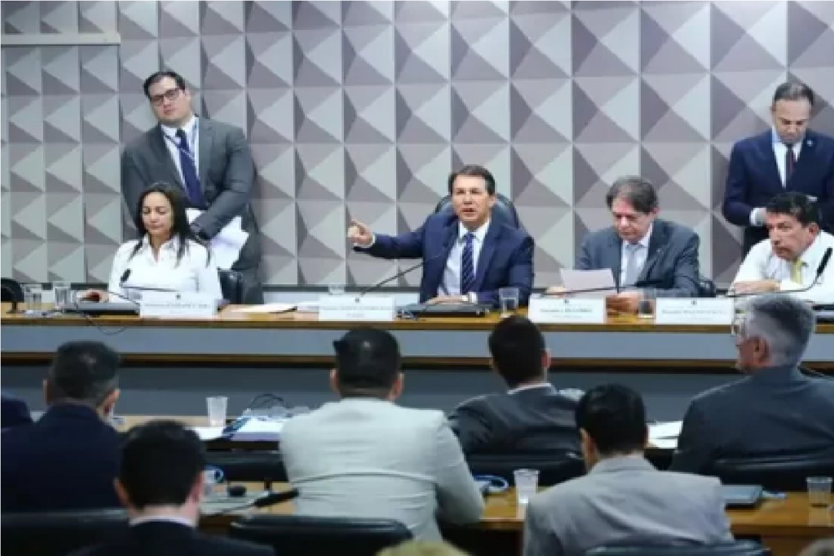 Vídeo: Arthur Maia consultará STF sobre compartilhamento de documentos sigilosos