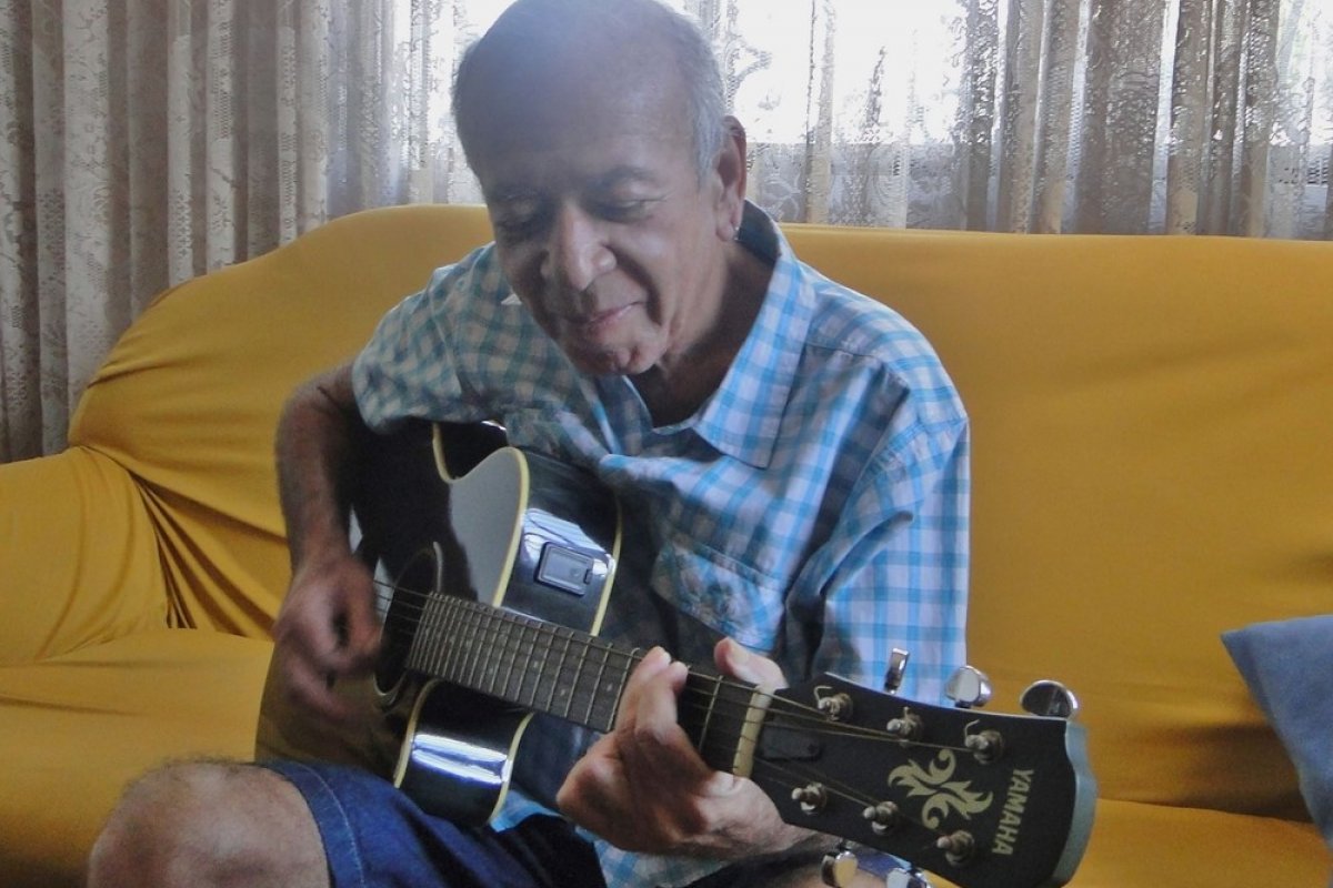 Morre Carlos Moura, compositor de 'Minha Sereia' e intérprete de 'Cometa Mambembe'