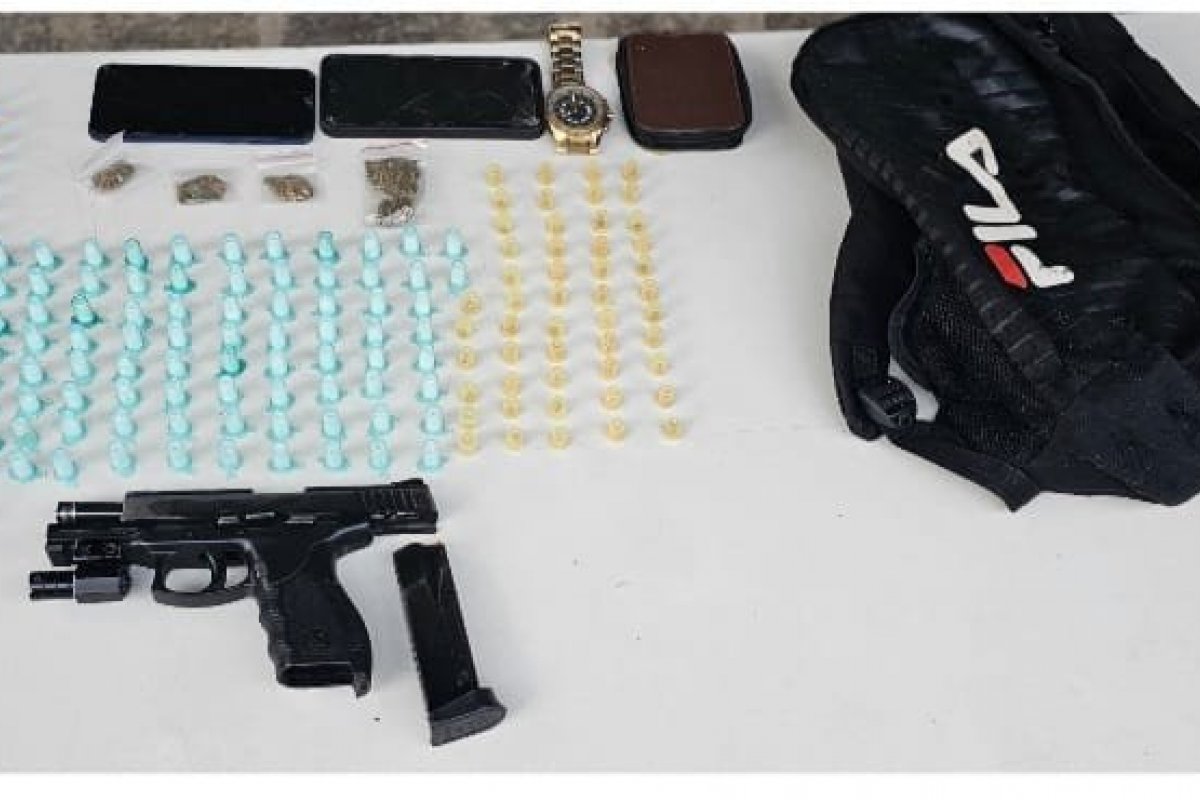 Homem encontrado com arma de policial civil morre em confronto com a PM em Salvador