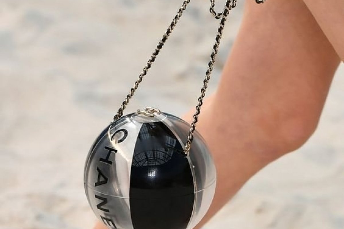 Os quatro modelos de bolsa mais inusitados do momento