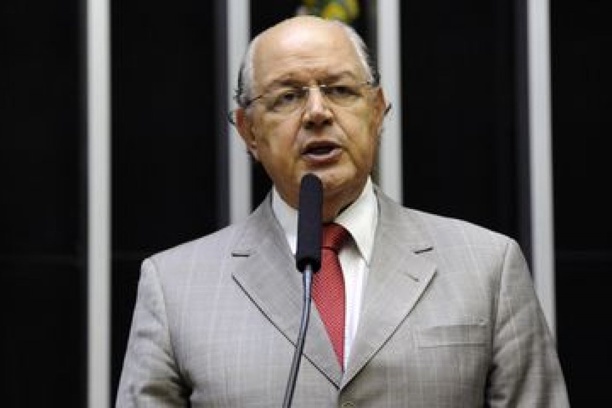 "Não estou mais para fazer oposição enfática", diz Luiz Carlos Hauly sobre governo