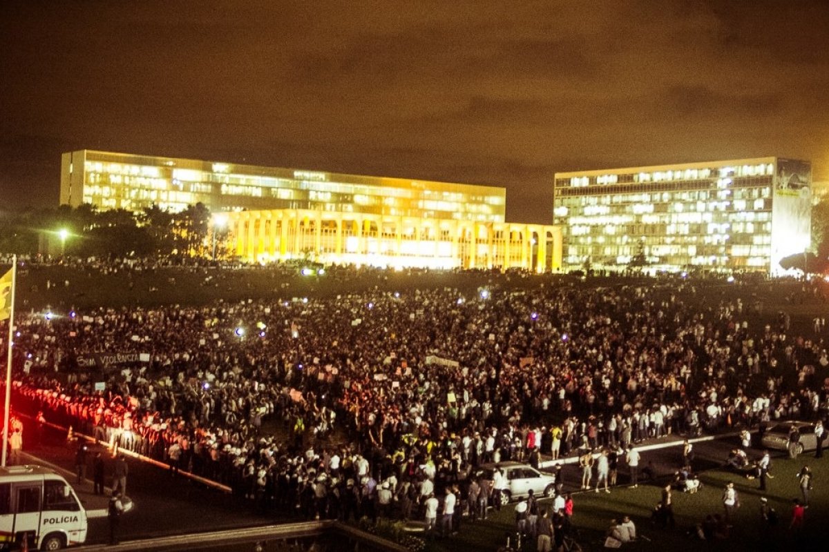 Ipec: 39% dos eleitores mudaram forma de escolher candidatos após manifestações de 2013