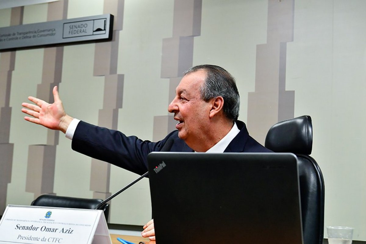 Senador Omar Aziz planeja votar arcabouço fiscal no Senado entre 20 e 21 de junho