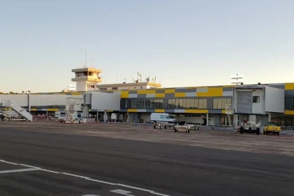 PF fecha aeroporto e prende homem após ameaça de bomba em avião