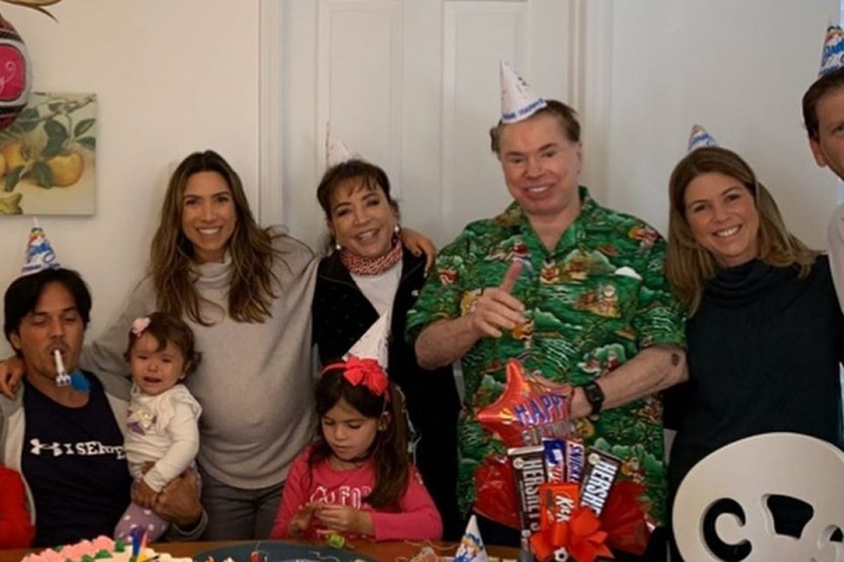 Silvio Santos ganha homenagem das filhas pela passagem do seu aniversário