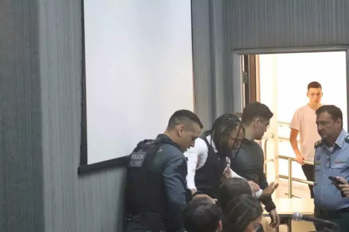 Associação entra com ação no CNJ contra juiz que expulsou advogado de audiência