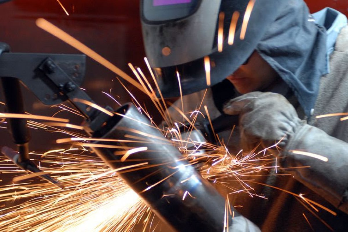 Produção industrial baiana tem crescimento mensal de 1,1% em abril