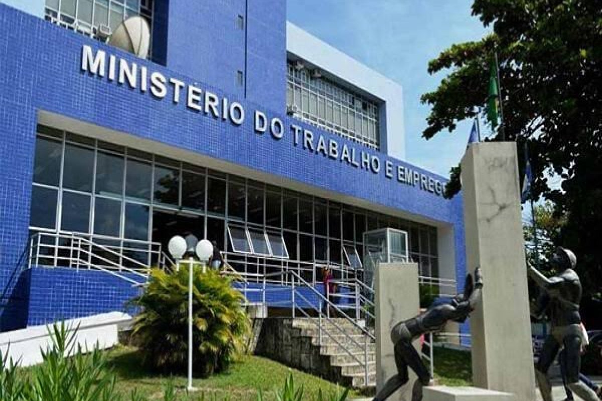 Penúltimo lote do abono salarial PIS/Pasep libera contempla 4,28 milhões de trabalhadores nesta quinta-feira (15)