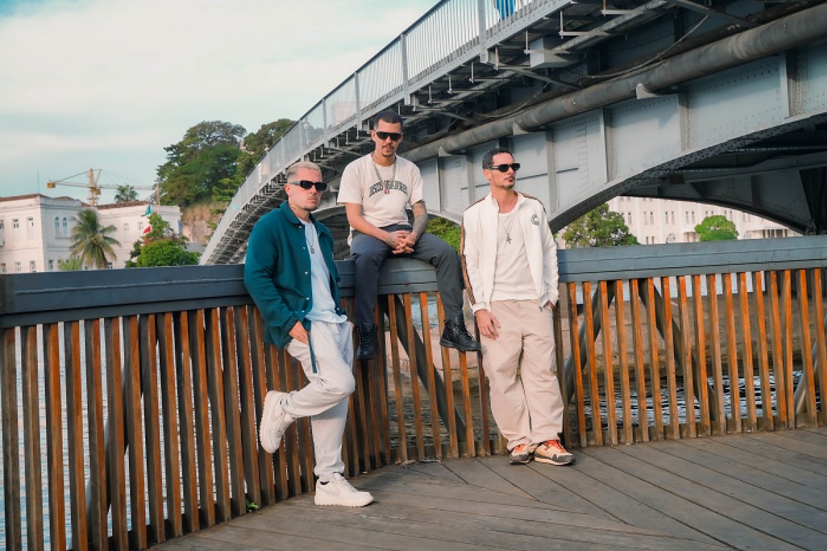 3030 lança single "Pra Você Ficar" embalado por um rap acústico mesclado ao afrobeat!