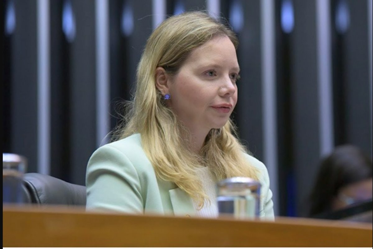 Após repercussão, Dani Cunha esclarece pontos sobre projeto de lei aprovado na Câmara