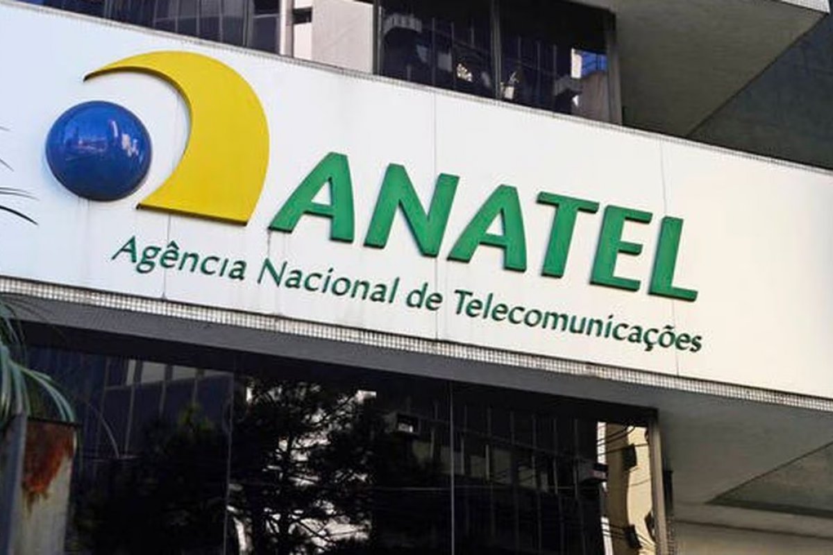 Anatel pode autorizar empresas de telefonia a fecharem lojas físicas no Brasil