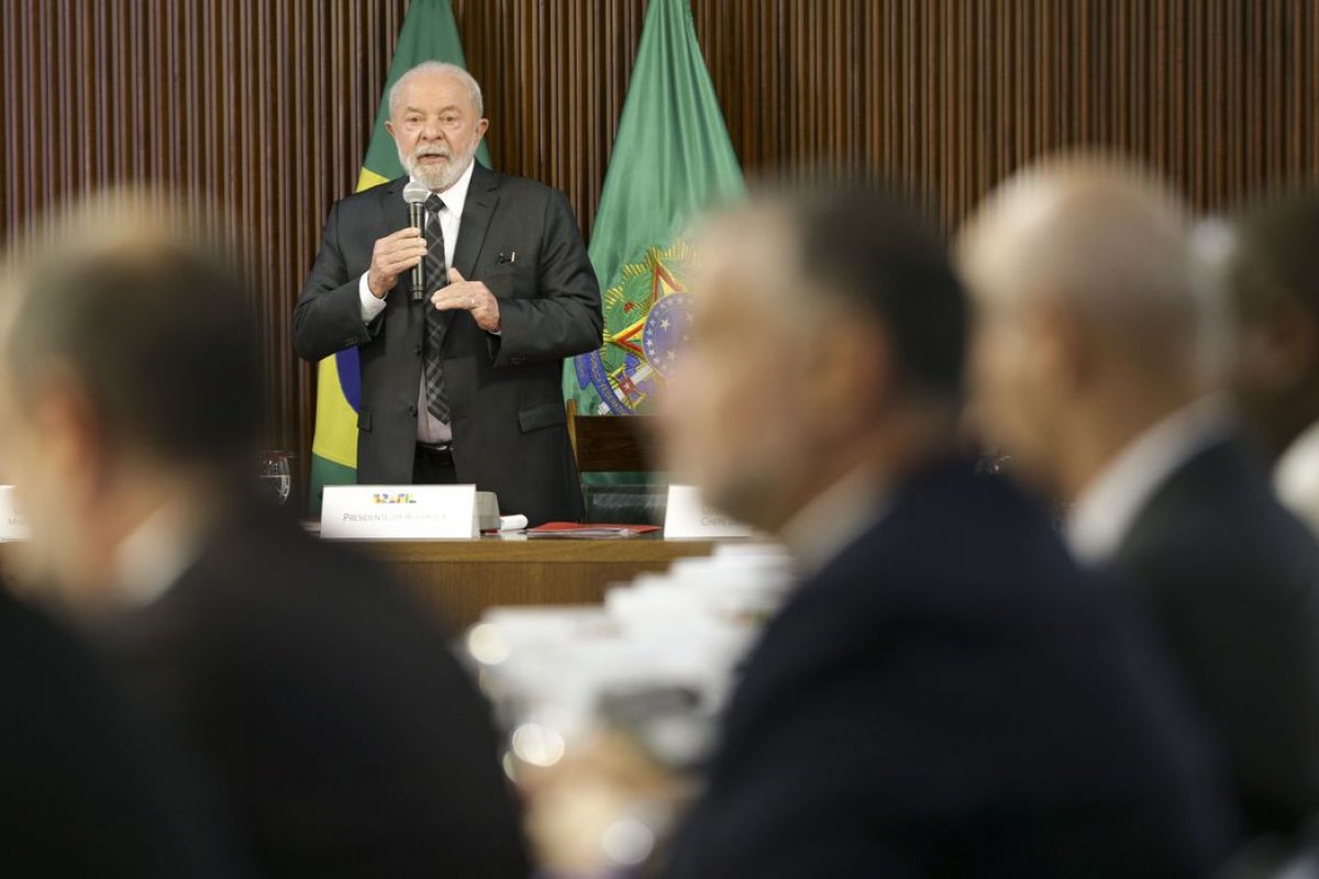 Câmara dos Deputados solicita auditoria do TCU nos gastos do governo Lula com cartão corporativo