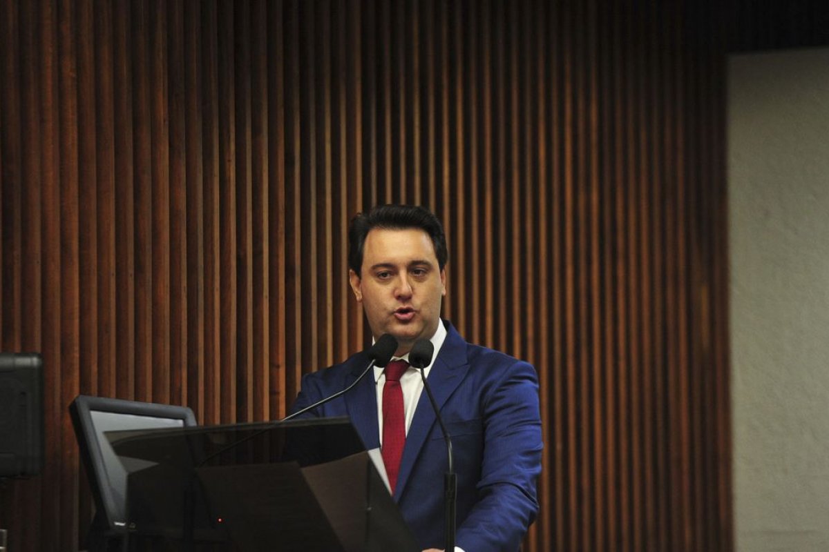 Governador do Paraná decreta luto oficial após atentado em escola