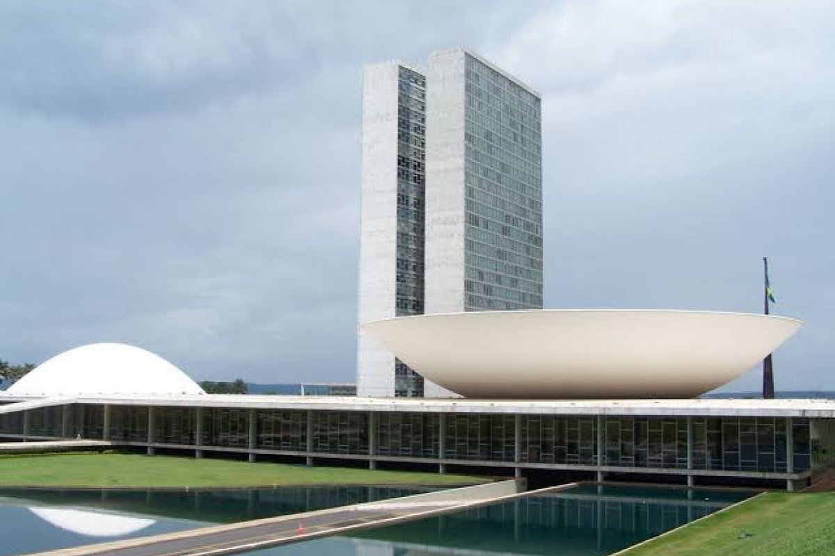 Senado inicia votação do novo arcabouço fiscal que substituirá o teto de gastos nesta terça-feira (20)