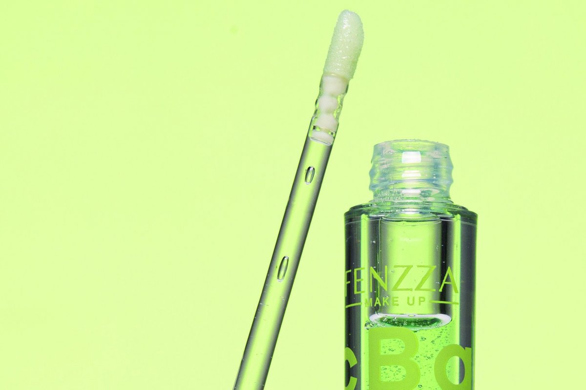 Aprenda a fazer a make viral do momento: Diamond Lips!