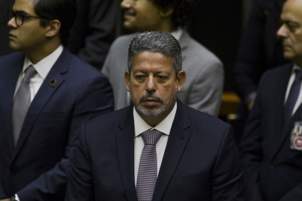 Presidente da Câmara se compromete a pautar reforma tributária na primeira semana de julho