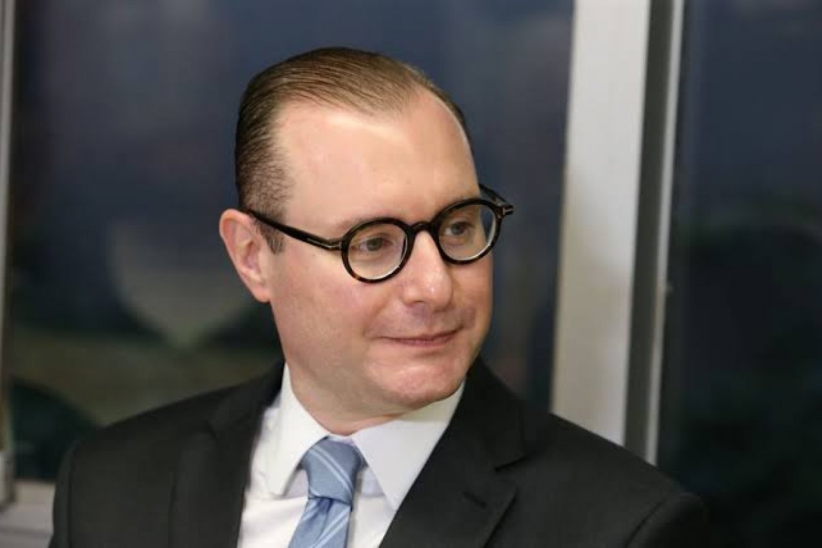 Advogado indicado por Lula enfrenta sabatina no Senado para vaga no STF nesta quarta (21)