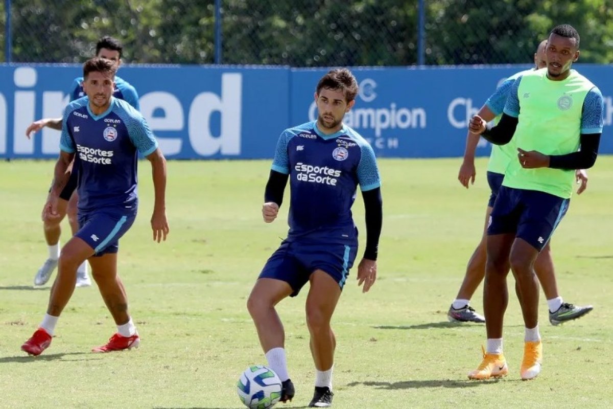 Bahia enfrenta Palmeiras nesta quarta-feira (21) e tenta se manter fora do Z-4