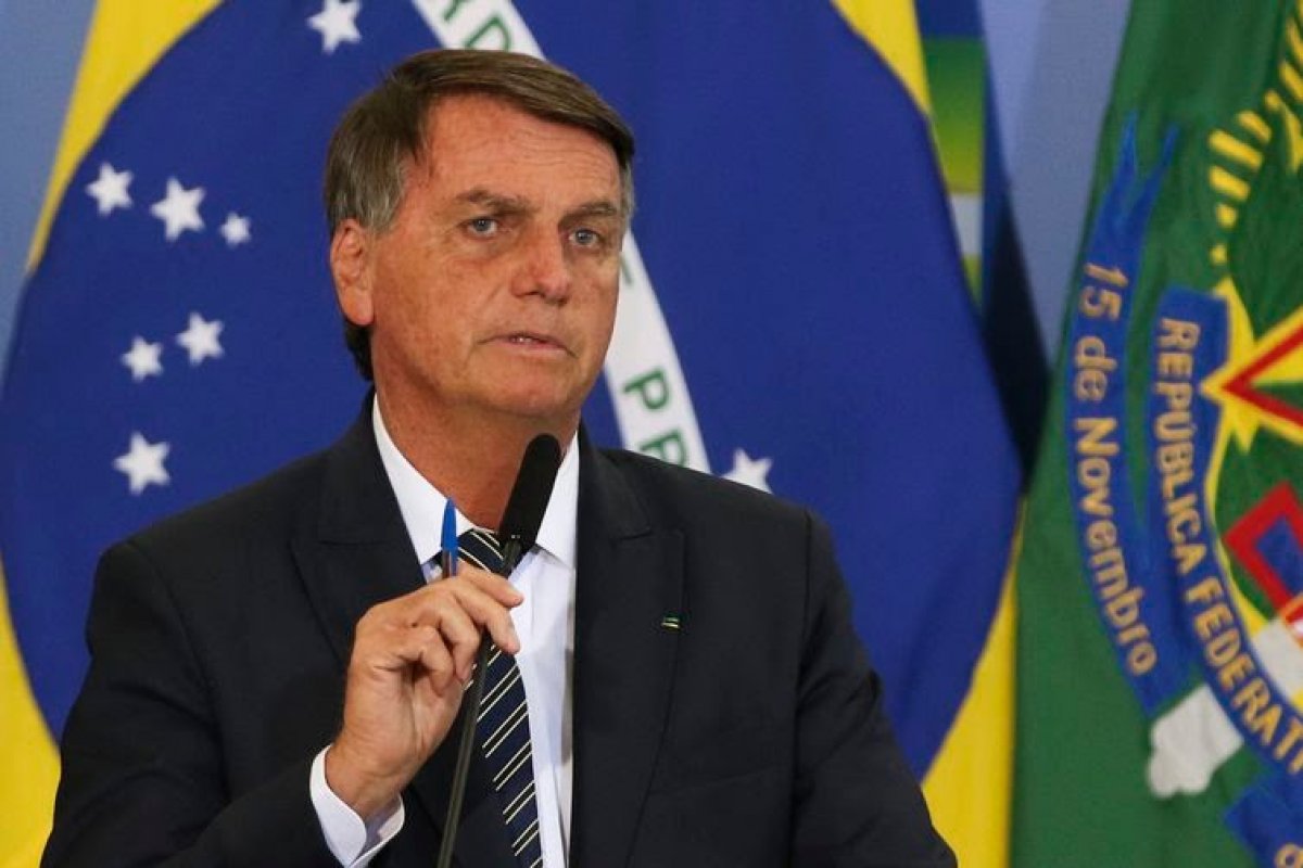TSE inicia julgamento que pode levar à inelegibilidade de Bolsonaro