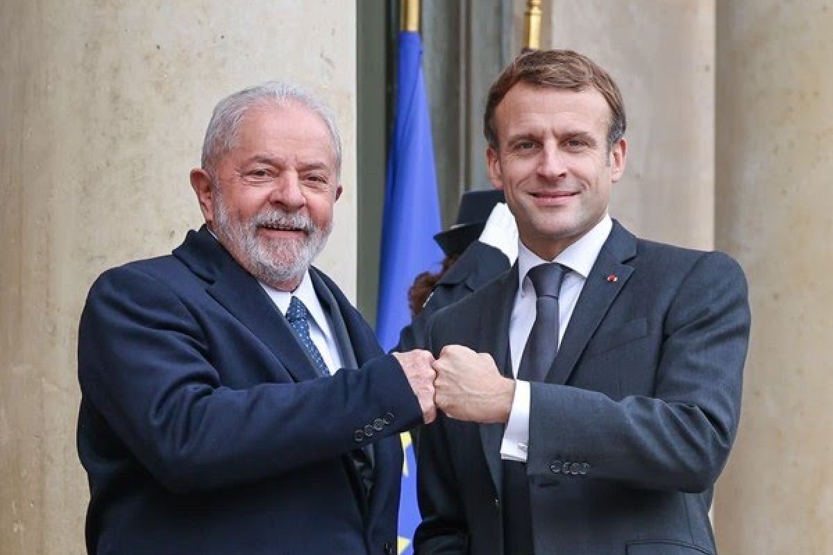 Lula desembarca na França para se encontrar com Macron e participar de cúpula