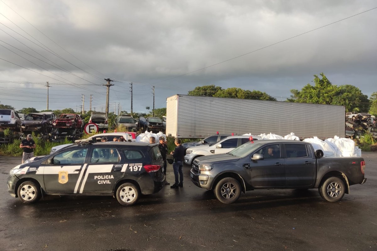 Polícia Civil incinera 3 toneladas de drogas apreendidas na Bahia