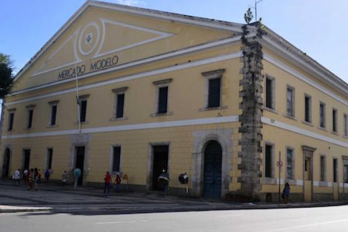 Turista argentino morre após passar mal no Mercado Modelo