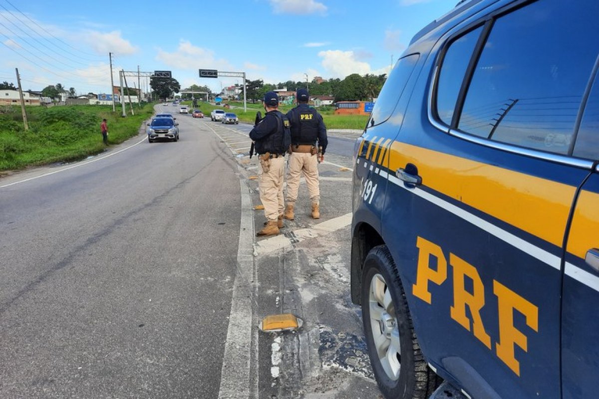 Imprudência: 38% das mortes em rodovias federais foram provocadas por falta de atenção e excesso de velocidade, diz PRF