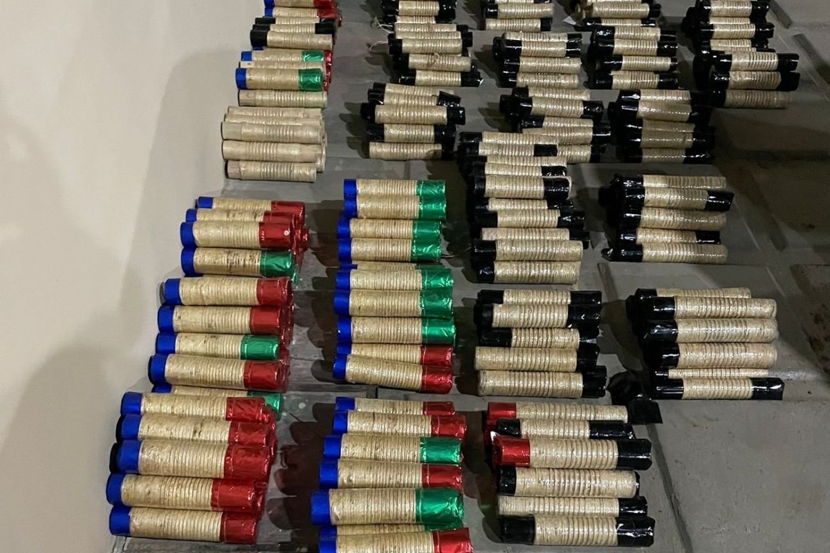 Mais de 360 espadas são apreendidas em Cruz das Almas, na Bahia