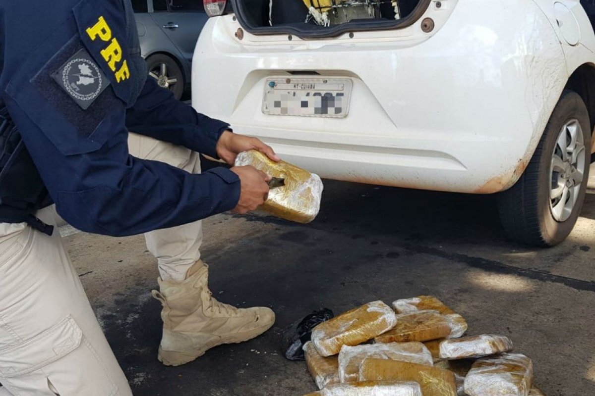 Casal é preso com 15 kg de crack no sudoeste da Bahia