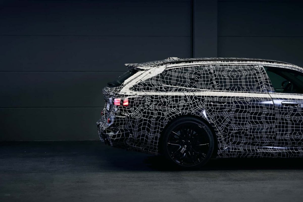 BMW lançará versão perua do M5 para concorrer com Audi RS6