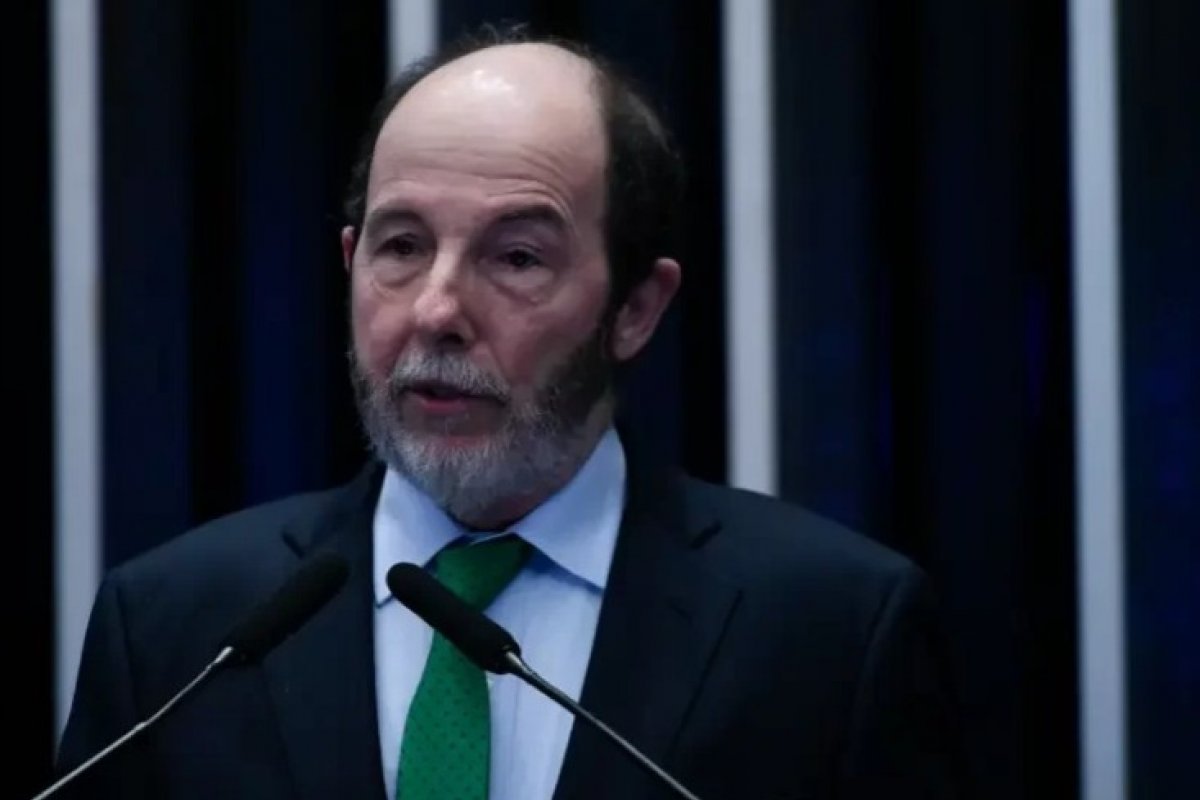 Ex-presidente do BC diz que mudar meta de inflação 'seria suicida'