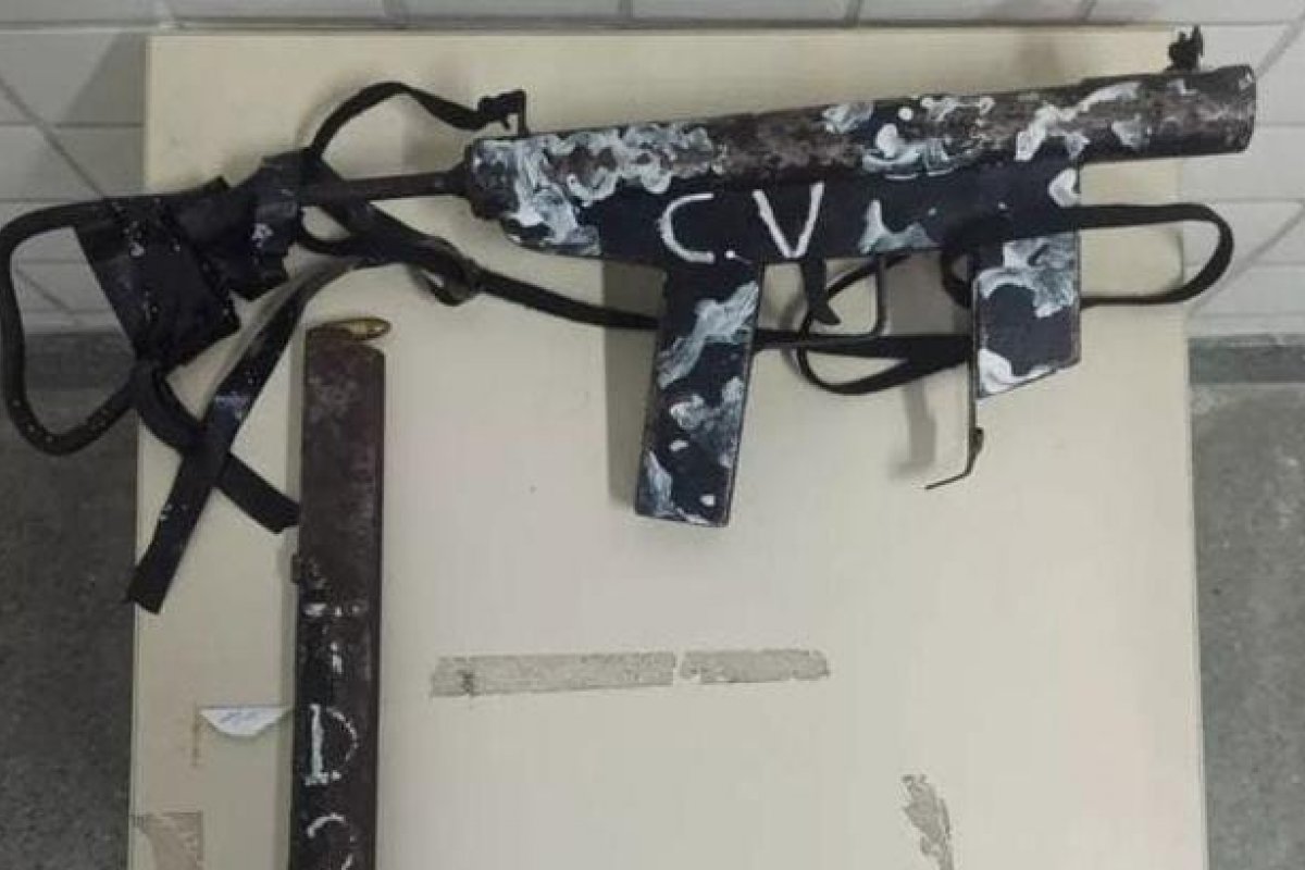 Suspeito de integrar facção morre após atirar em PMs com submetralhadora no sudoeste da Bahia