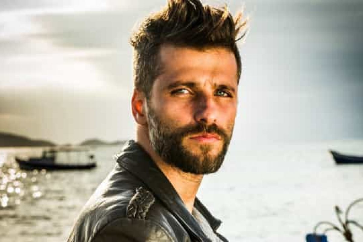 TV Globo reage a vídeo da Netlfix em que Bruno Gagliasso desdenha de novelas