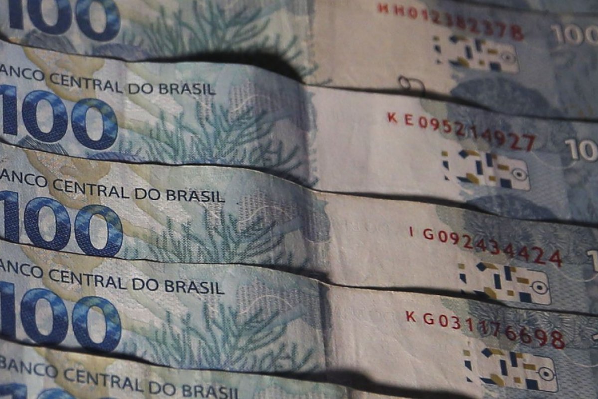 Imposto de Renda: Receita paga nesta sexta segundo lote de restituição