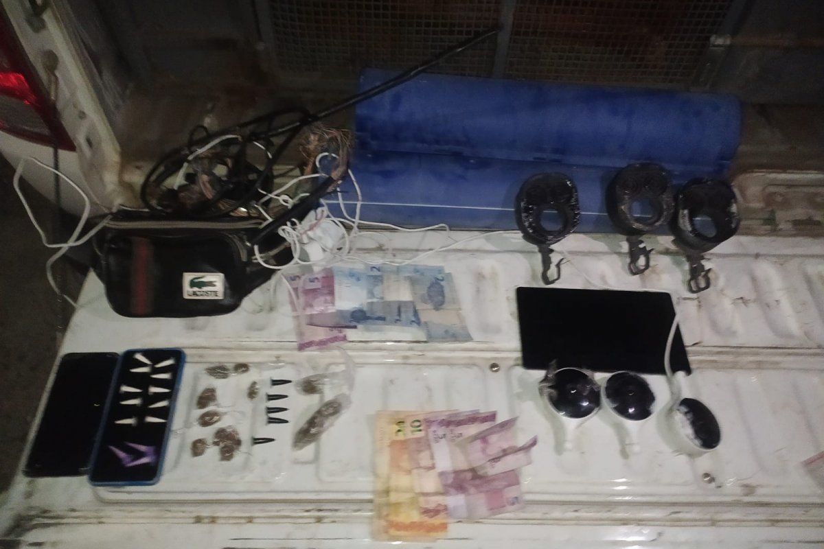 PM desarticula câmeras montadas por traficantes no bairro de São Cristóvão, em Salvador