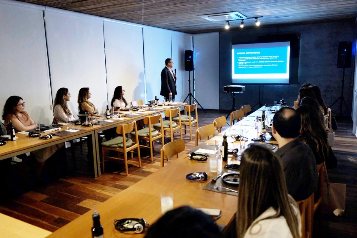Grupo Gonne: especialista internacional Dr. Adam Brufsky participa de evento científico sobre câncer de mama em Salvador