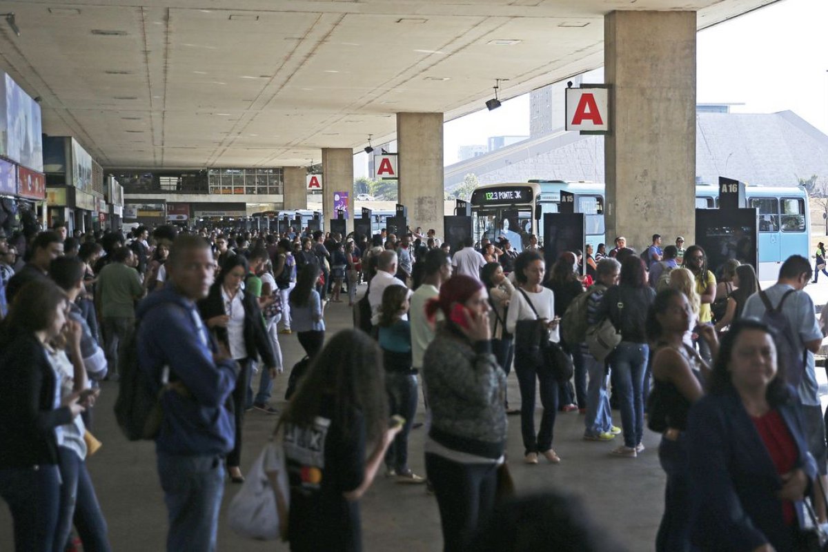 População menor do Censo 2022 aumenta o PIB do Brasil em 5,8%