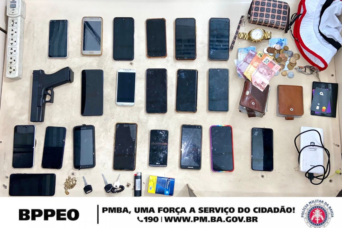 Salvador: polícia recupera celulares roubados e prende dois suspeitos em flagrante