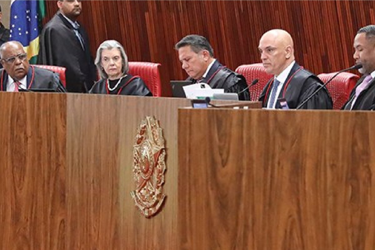 TSE julgou 976 processos em 90 sessões plenárias no 1º semestre de 2023