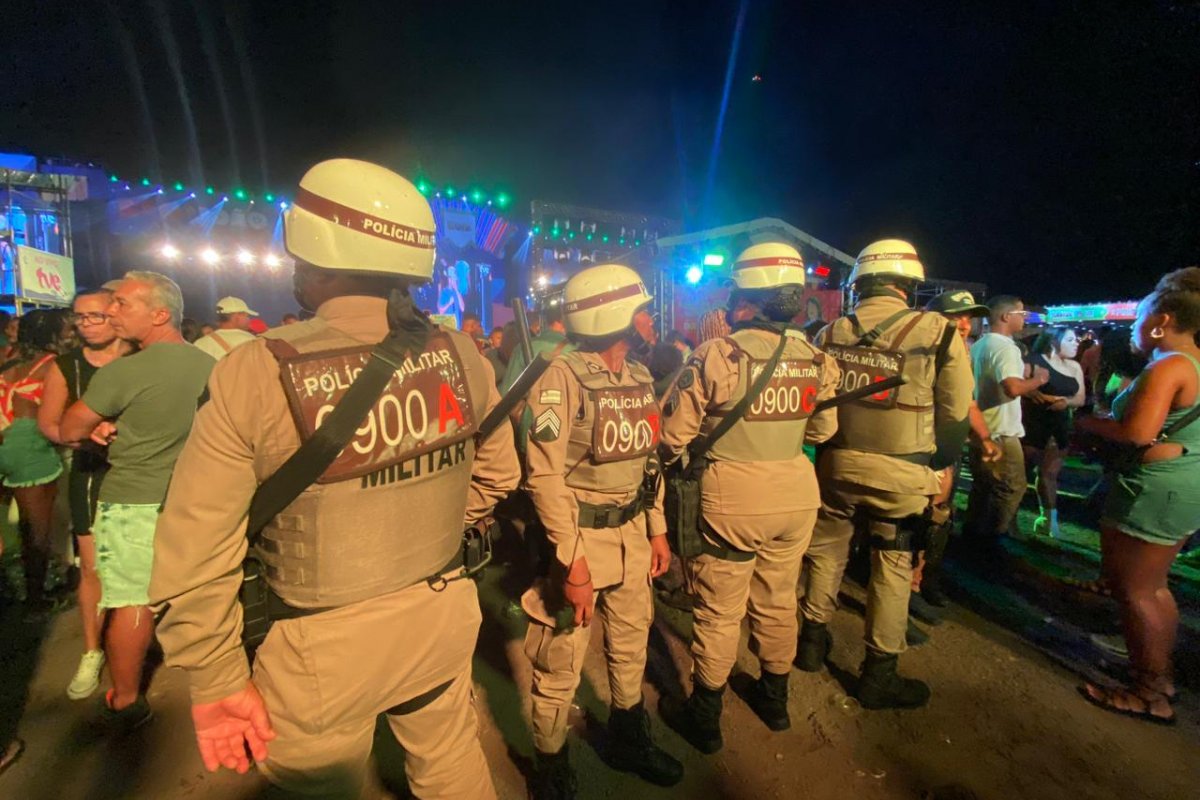 Celebrações de São Pedro ocorrem sem graves incidentes, mas resultam em quatro prisões na Bahia