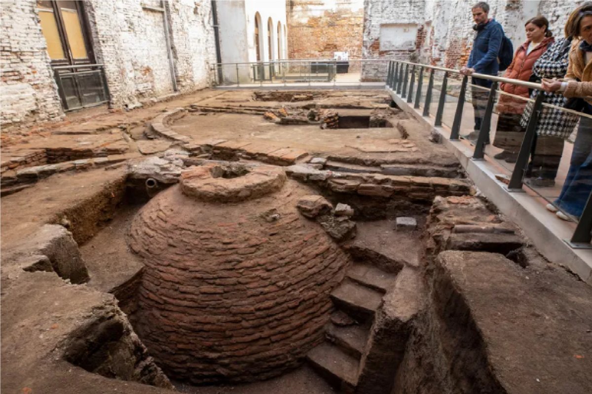 Descoberta arqueológica transforma espaço histórico em Buenos Aires