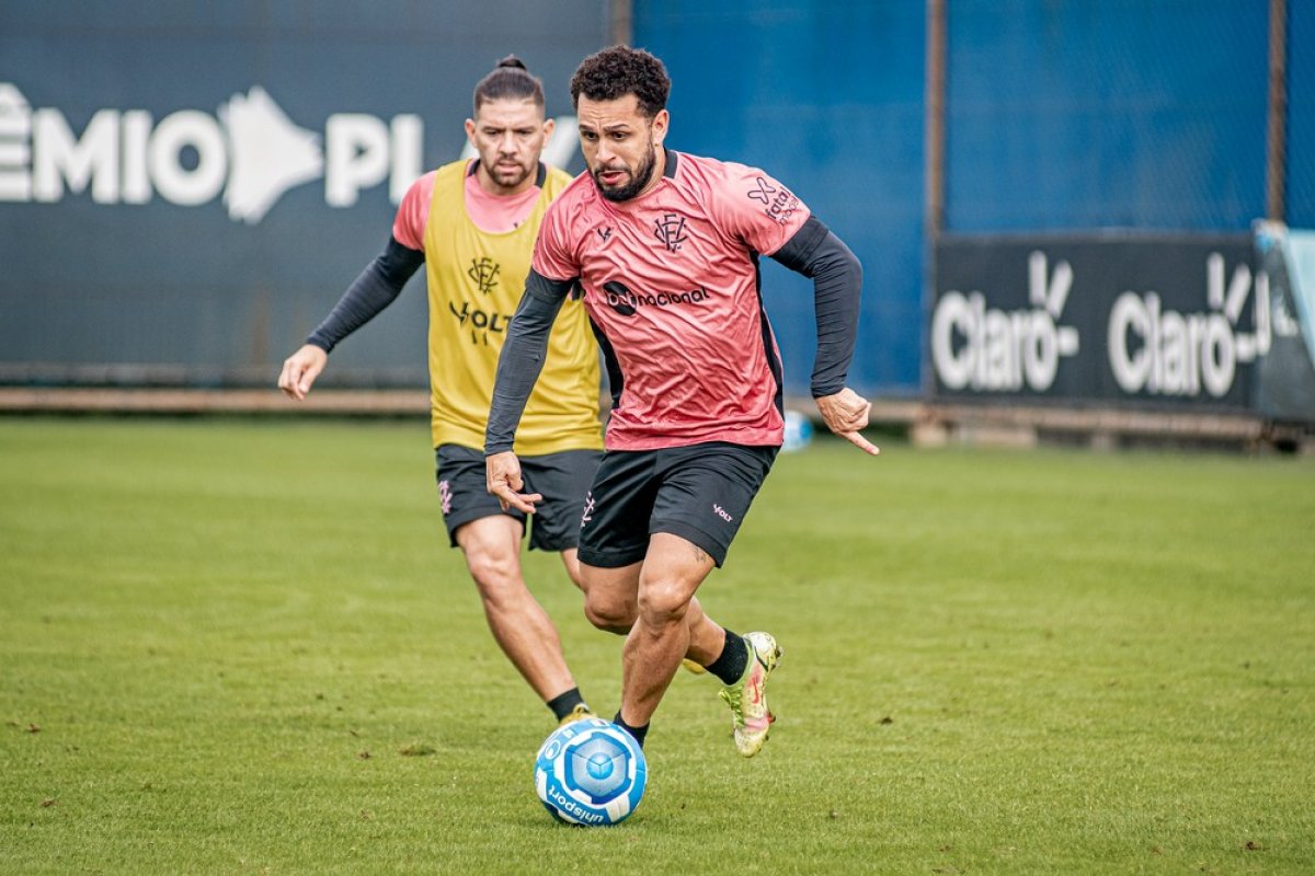 Vitória tenta voltar a liderança diante do Juventude fora de casa