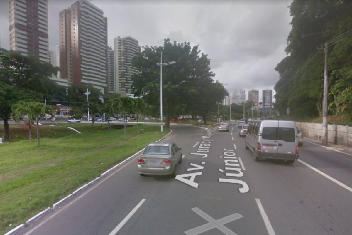 Três pessoas são mortas na avenida Juracy Magalhães, em Salvador
