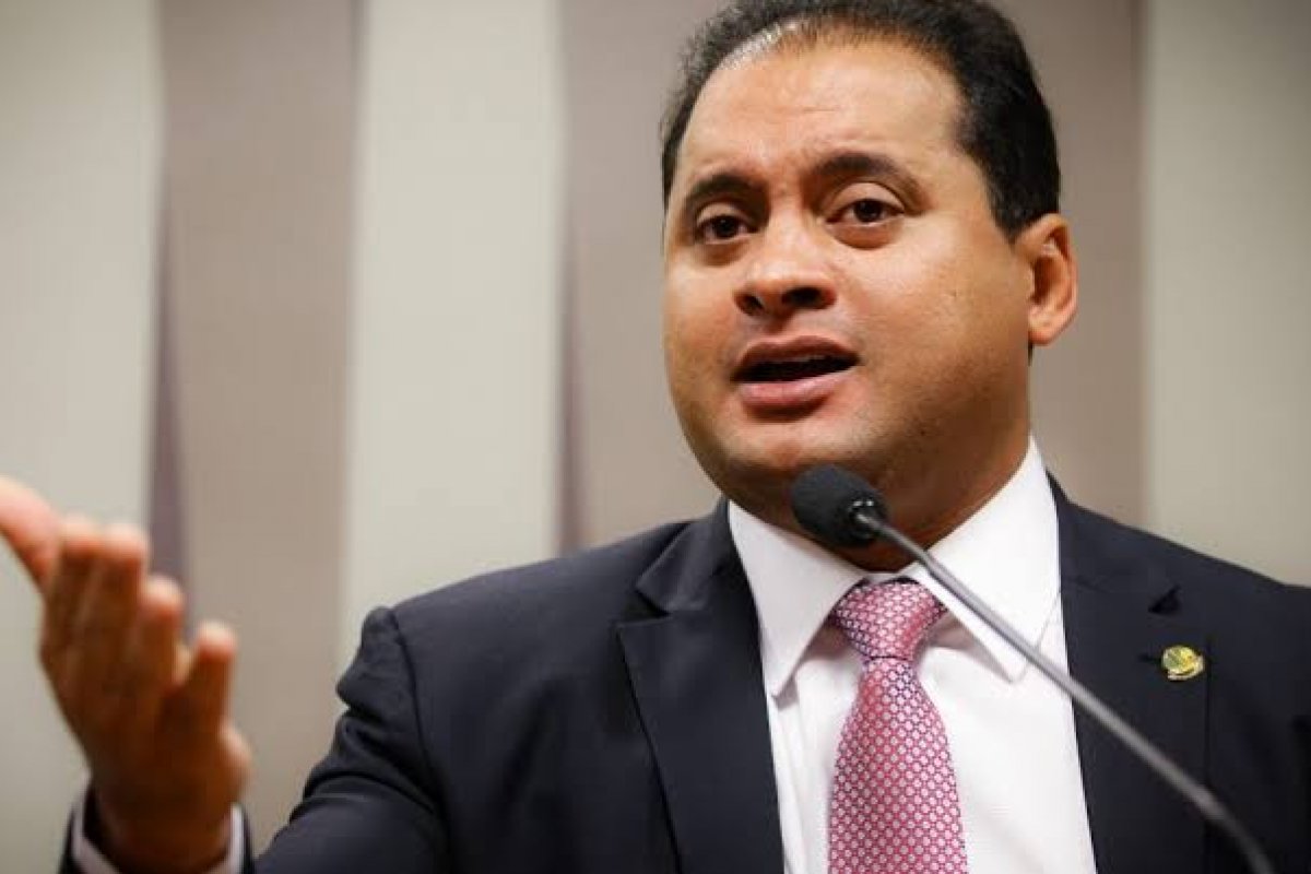 Após mudanças no relatório, discussão sobre o marco de garantias é adiada pela Comissão do Senado