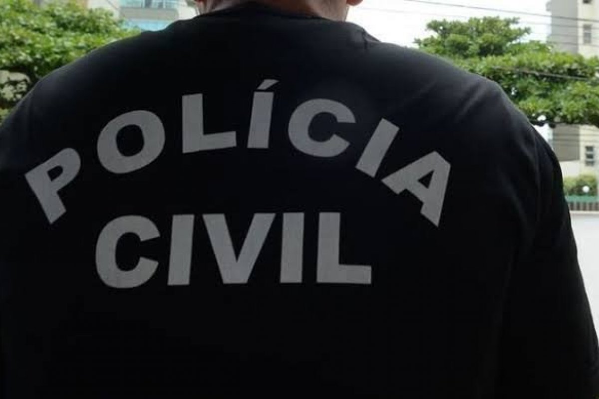 Dois homens são presos após flagrante de descarte de corpo em Simões Filho