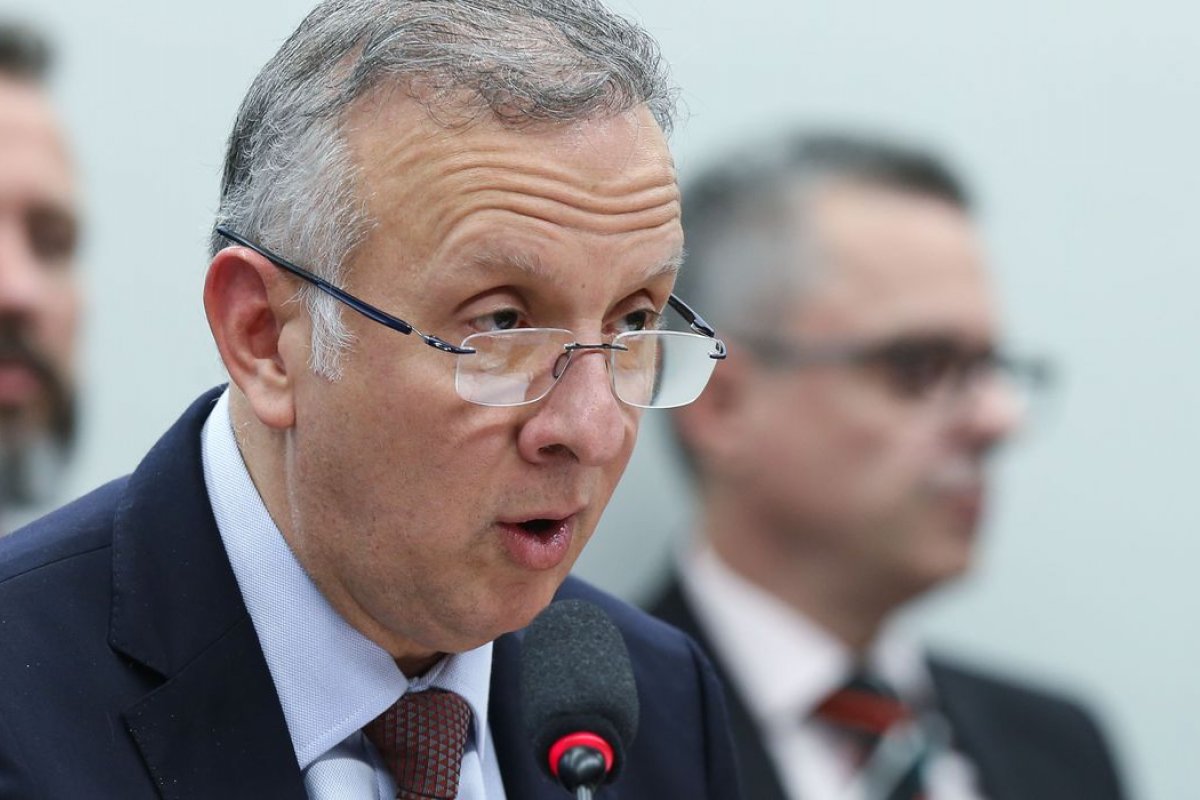 Confederação de municípios declara apoio à relatório da reforma tributária