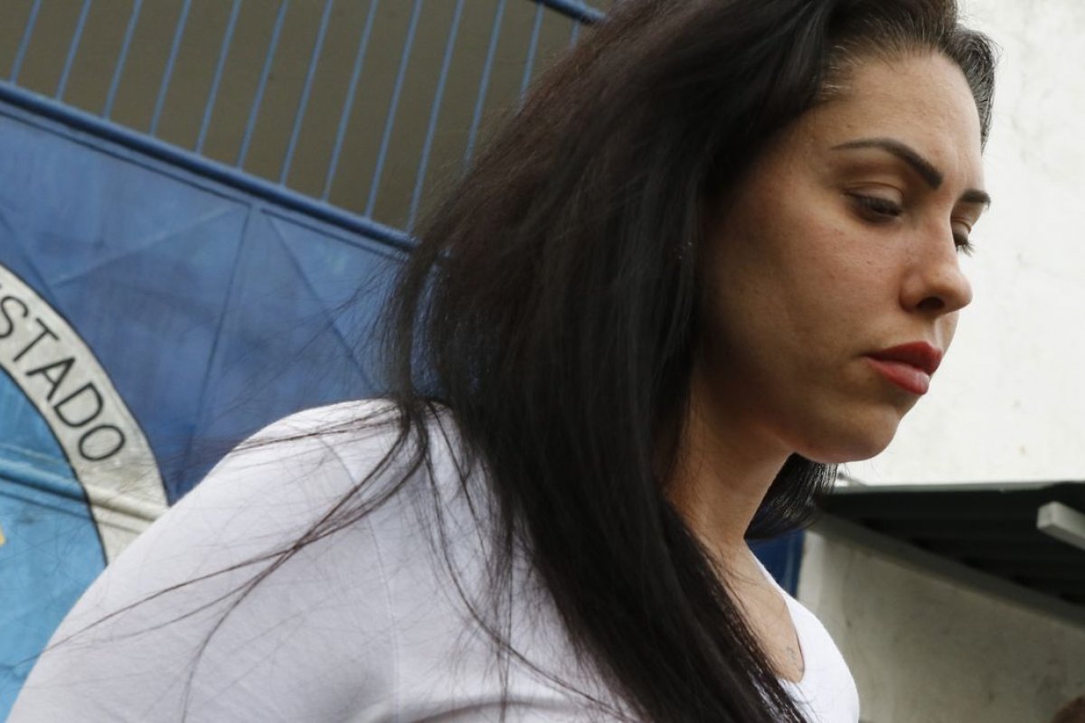 Em gravação, Monique Medeiros diz que pai do filho 'tinha que morrer, infartar, ter um câncer'