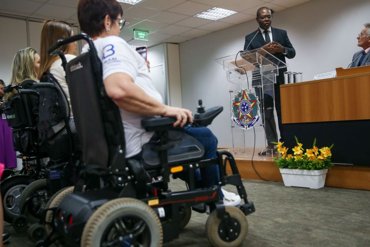 Taxa de analfabetismo em PCDs na Bahia é mais que o triplo daquelas não portadoras, diz IBGE