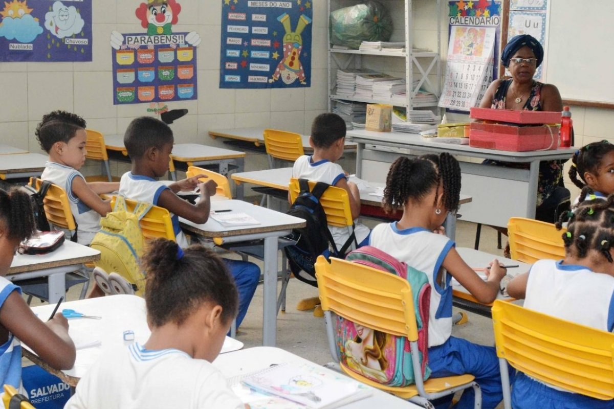 Prefeitura de Salvador anuncia contratação de 50 psicólogos