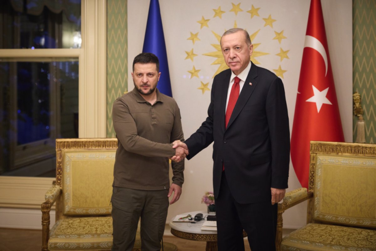 Após encontro com Zelesnky, presidente da Turquia defende entrada da Ucrânia na Otan